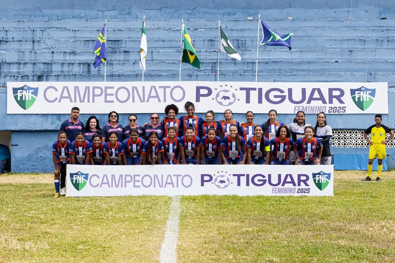 Atletas do Sport União em campo — Sport União